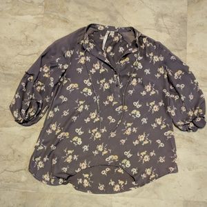 Lauren Conrad Gray Floral Blouse XS